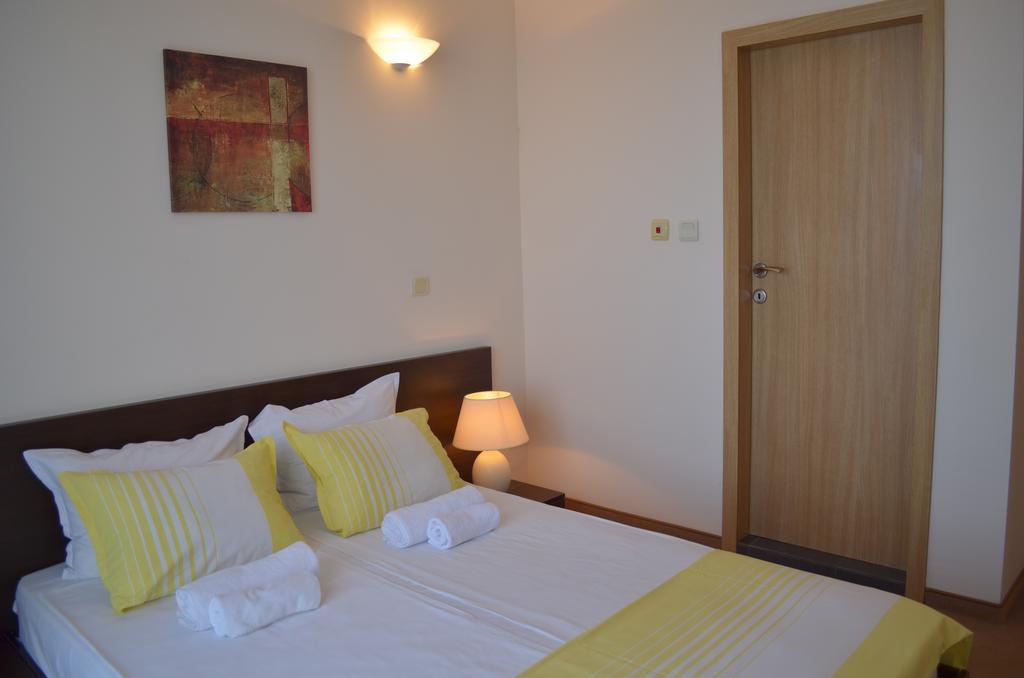 Bay Apartments Sozopol Exterior photo
